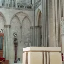 RCF - Nouvel autel de la cathédrale de Coutances