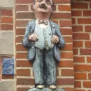 Statue d'Hercule Poirot à Ellezelles, Belgique.