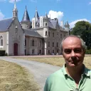 © RCF Anjou - A Chemillé en Anjou, la porterie du château néo-gothique de la Faultrière est à sauver. Ghislain de la Grandière nous en parle.