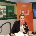 Vignette Invité local sur fond rouge de rubrique actualité avec en bas à droite le micro RCF et la mention Nièvre