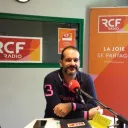 Vignette Invité local sur fond rouge de rubrique actualité avec en bas à droite le micro RCF et la mention Nièvre