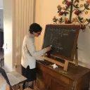 2020 I. de la Paumelière - La professeure de maths expliquant un exercice en vidéoconférence.