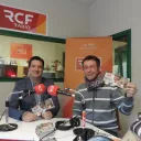 Titre Instant Culture sur fond orange de rubrique Culture avec en bas à droite la caricature de Thierry Chesneau lunette rouge et micro RCF à la main