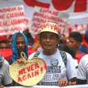 Eglise d'Asie Manifestants à Manille