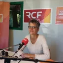 Vignette Invité local sur fond rouge de rubrique actualité avec en bas à droite le micro RCF et la mention Nièvre