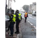 Vignette Invité local sur fond rouge de rubrique actualité avec en bas à droite le micro RCF et la mention Nièvre