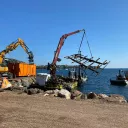 Extraction d'un chassis de mobil-home dans la baie d'Agay
