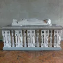 Gisant du Duc Jean de Berry (reproduction visible au Palais Jacques Cœur de Bourges). © Image libre de droits.