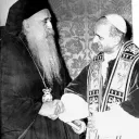 Paul VI et le patriarche oecuménique de Constantinople Athénagoras sur une photo d'archive.