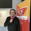 Stéphane Jourdain dans les studios de RCF Jerico Moselle à Metz