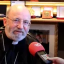 Mgr Centène, évêque de Vannes dans son bureau ©RCF Sud Bretagne