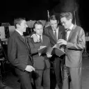 © Jean-Pierre Leloir/Gamma-Rapho. Serge Gainsbourg, Alain-Goraguer, Jacques Brel et Michel Legrand en 1960.