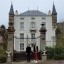Romain et Ludovic Bertrand, propriétaires du château du Maréchal Fayolle à Saint-Geneys-près-Saint-Paulien © Martin Obadia