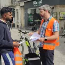 A Angers, la CFDT fait campagne pour la première élection nationale de représentants des livreurs à vélo. Le vote dure jusqu'au lundi 16 mai 2022. ©RCF Anjou