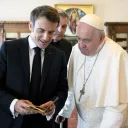 Emmanuel Macron en visite au Vatican, le 24 octobre 2022 © Photograph by Vatican Media / Catholic Press Photo / HANS LUCAS. 