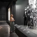 Exposition "Yves Saint Laurent : Transparences" à la Cité de la dentelle et de la mode Crédit Charles Delcourt