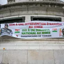  Manifestation à Paris, s'opposant au coup d'état au Niger. © Henrique Campos / Hans Lucas.