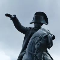 Jean Braunstein, Statue de Napoléon Ier sur le port de Cherbourg
