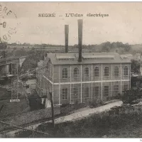 Carte postale ancienne montrant l'usine électrique de Segré en 1912