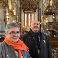Marie-France Jaskula, et le Père Antonio Polito, doyen de Roubaix