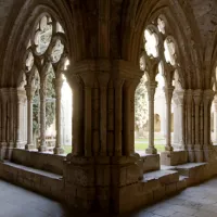 Wikimédia Commons - Le cloître de l'abbaye de Poblet