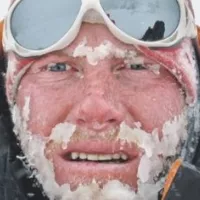 Couverture du livre "L'Hiver en Himalaya. Le défi ultime."