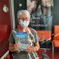 Annie Peschard raconte dans son ouvrage, sa marche du retour vers le Loir-et-Cher depuis Assise. 2021 - © Julie Rolland