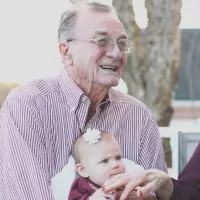 Ce 25 juillet, les grands-parents sont à l'honneur. 