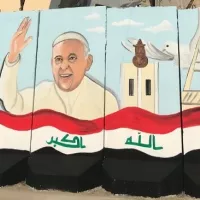 Mur à l'effigie du pape à Bagdad / Etienne Pépin