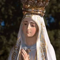 2017 Statue Notre Dame sanctuaire de Fatima