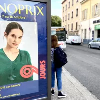 2020 Clotilde Dumay - Une publicité dans les rues de Lyon