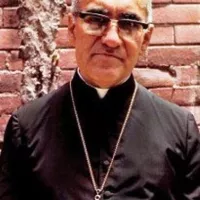 2018 eglise.catholique.fr - S Oscar Romero évêque