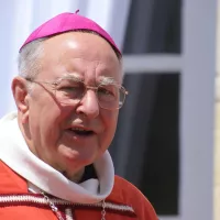 © Diocèse d'Angers - Mgr Jean Orchampt en 2007 à la Baronnerie