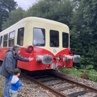 Si le Napoléon Express roule aujourd'hui, c'est grâce à l'association Chemins de Fer du Centre Bretagne.