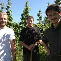 Yolain, Simon et Antoine, du Potager de Loire à La Riche. Début octobre, ils proposeront des cours de mathématiques et une découverte de la biodiversité dans le potager.