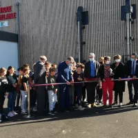 Une classe de CM2 de l'école de Parçay-Meslay a inauguré le centre d'énergies renouvelables qui accueille des scolaires.