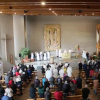 Messe d'ordination diaconale en l'église Sainte-Bernadette d'Annecy