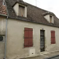 La maison est située au 16 rue d'Afrique dans le centre-ville © Ville de Saint-Amand-Montrond.