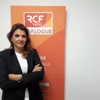 Nathalie Hagege, dans les studios de Dialogue RCF. DR