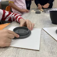 Les enfants repartent avec une empreinte du passé. © RCF Sud Bretagne 