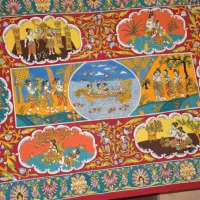 ® lesamisdasaniketan.fr/photos/  Scène mythologique kalamkari