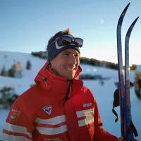 Tom Burette, moniteur de ski nordique, donne notamment des cours à l'ESF du Semnoz