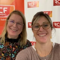 Céline Cusset Diverty Events et Annelise Jost dans le studio de RCF Isère