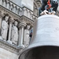 Sacré Dimanche !©