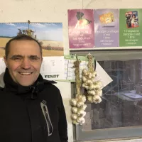 Laurent Heinis, producteur d'ail à Pont-du-Château