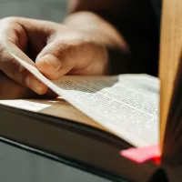 Bible © iStock