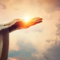 La lumière de Dieu s'est révélée © iStock