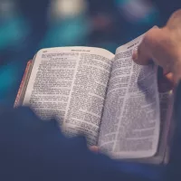© Bible / Unsplash