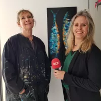 Frédérique Bernier au micro de Laurence Chanchorle