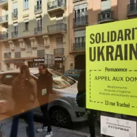 Une affiche sur le 13 rue Trachel à Nice - RCF